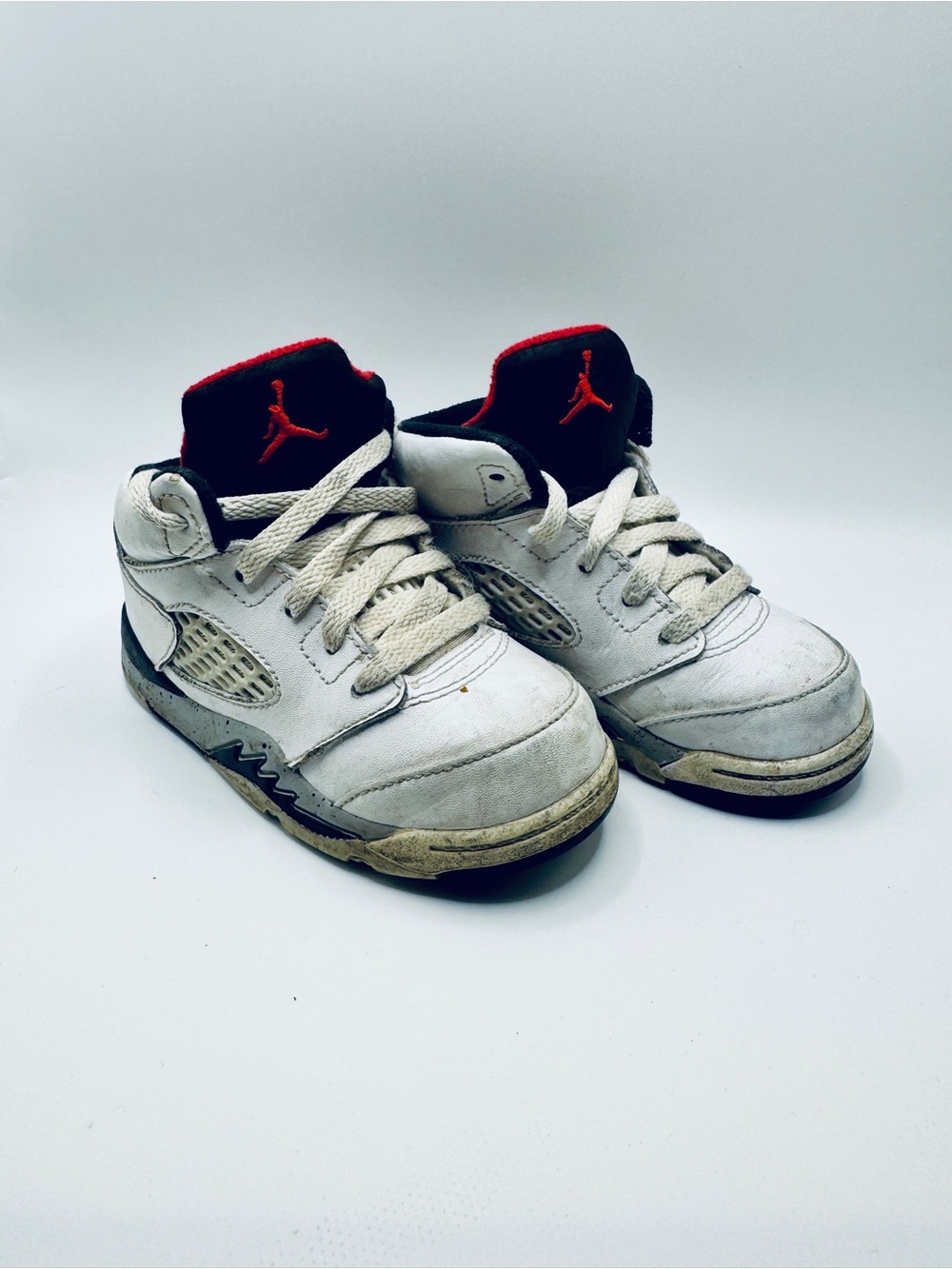 Jordan Kids White and Red Mid-Top Sneakers US Size 7C